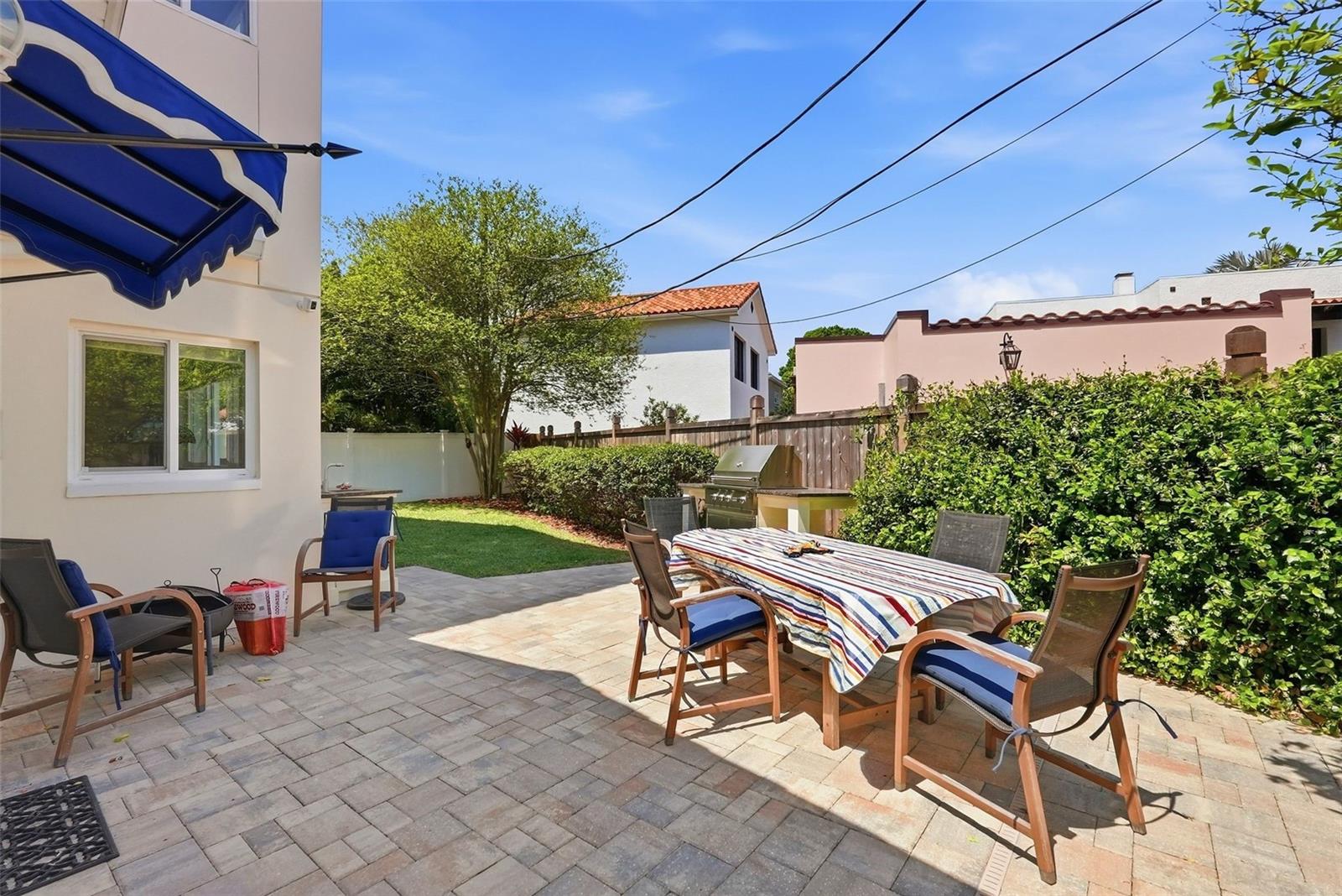 125 23RD AVE NE, ST PETERSBURG, FL, 33704