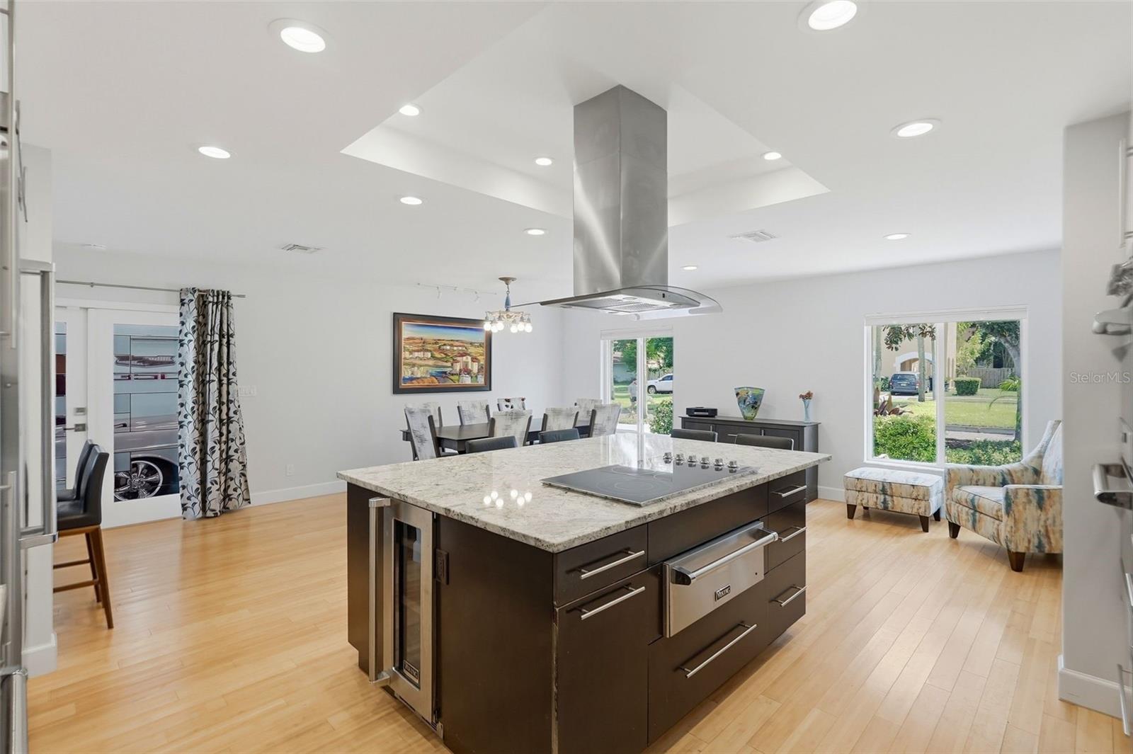 125 23RD AVE NE, ST PETERSBURG, FL, 33704