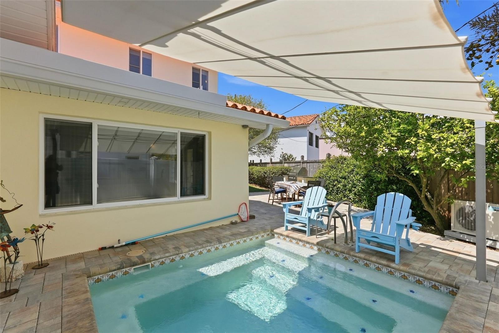 125 23RD AVE NE, ST PETERSBURG, FL, 33704