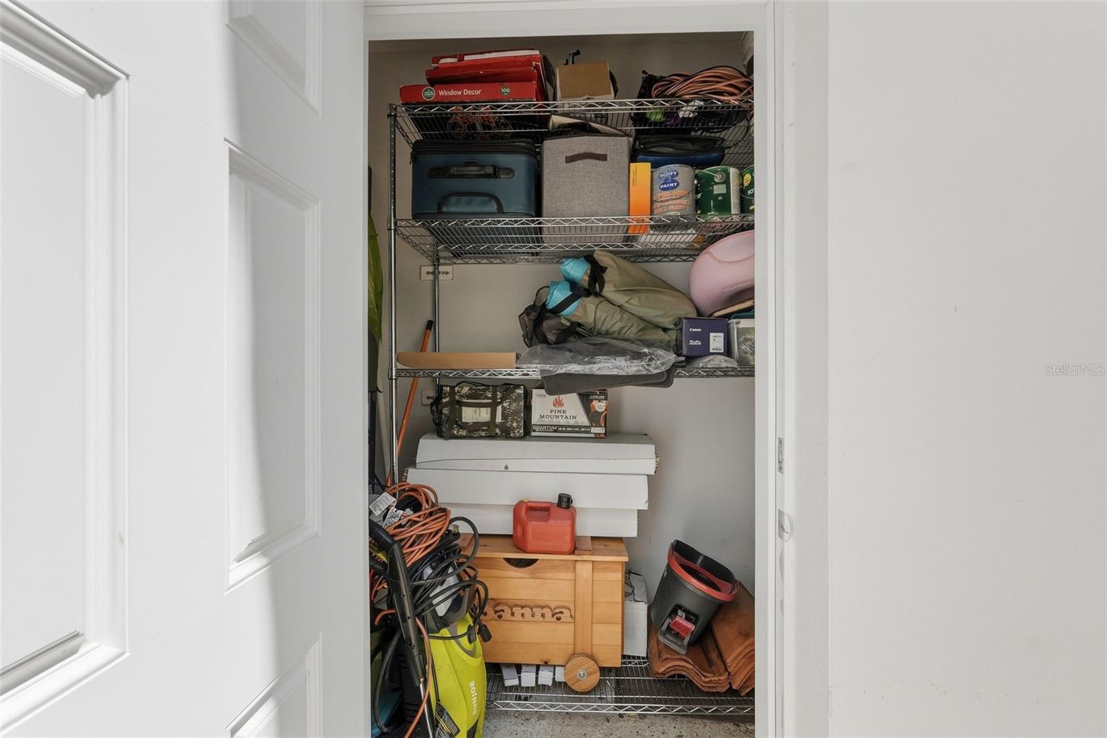 125 23RD AVE NE, ST PETERSBURG, FL, 33704