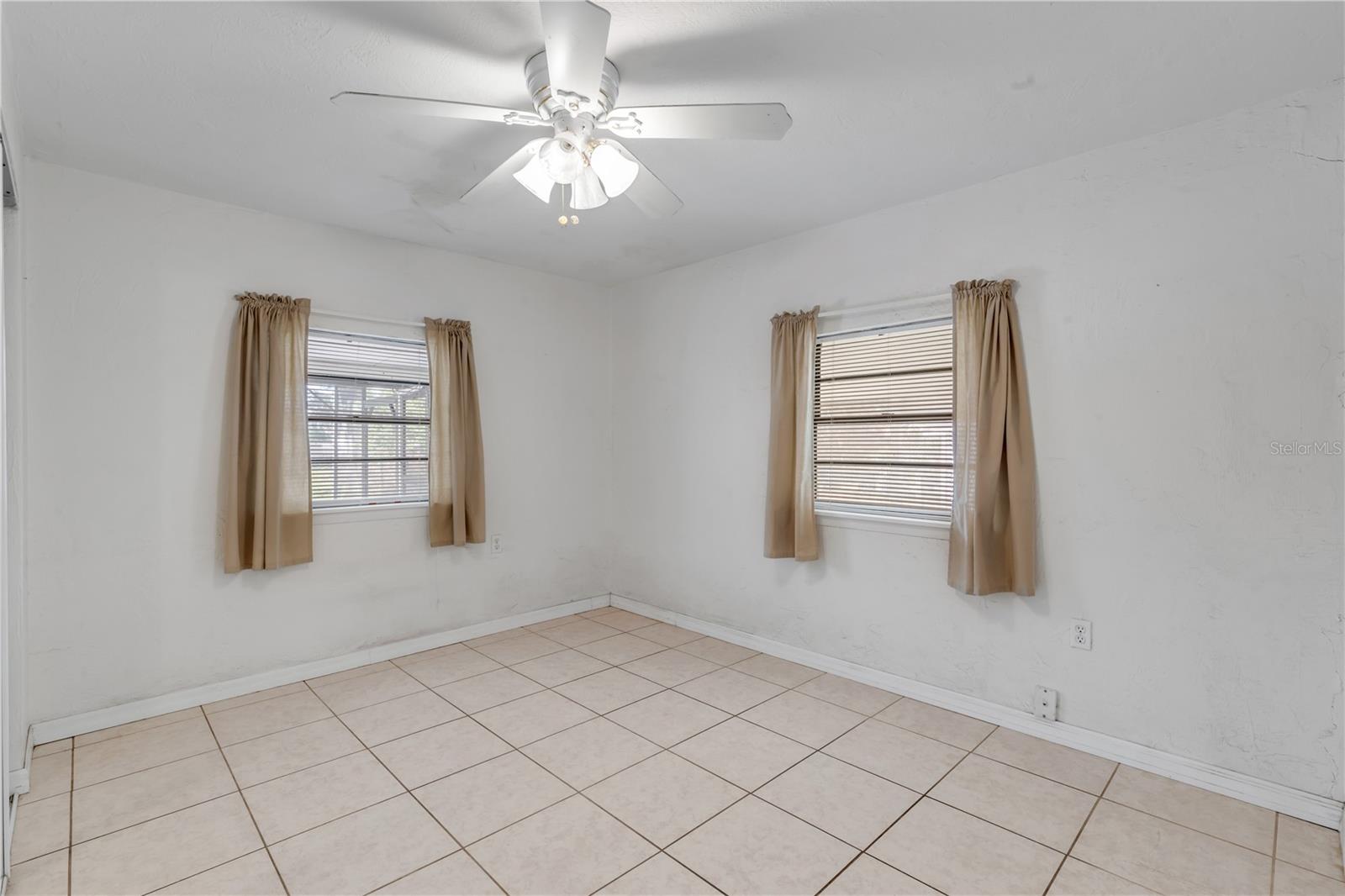 114 W PINE BLUFF ST, EDGEWATER, FL, 32132