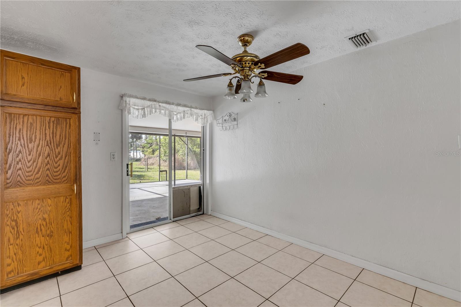 114 W PINE BLUFF ST, EDGEWATER, FL, 32132