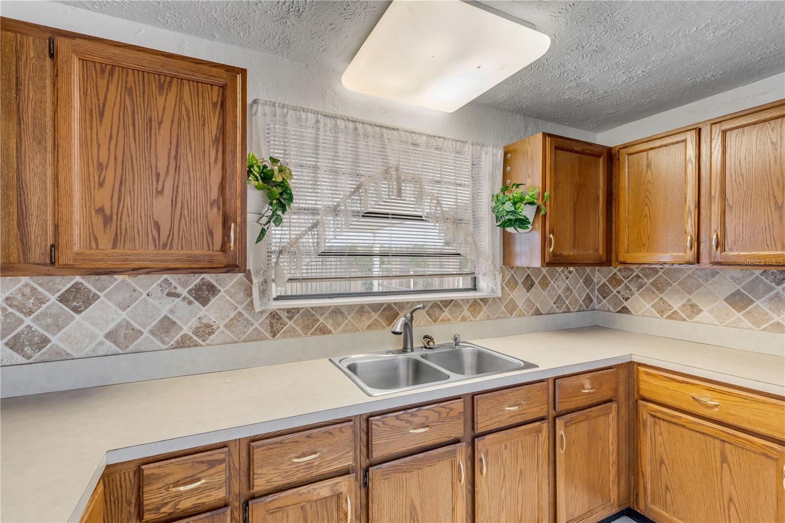 114 W PINE BLUFF ST, EDGEWATER, FL, 32132