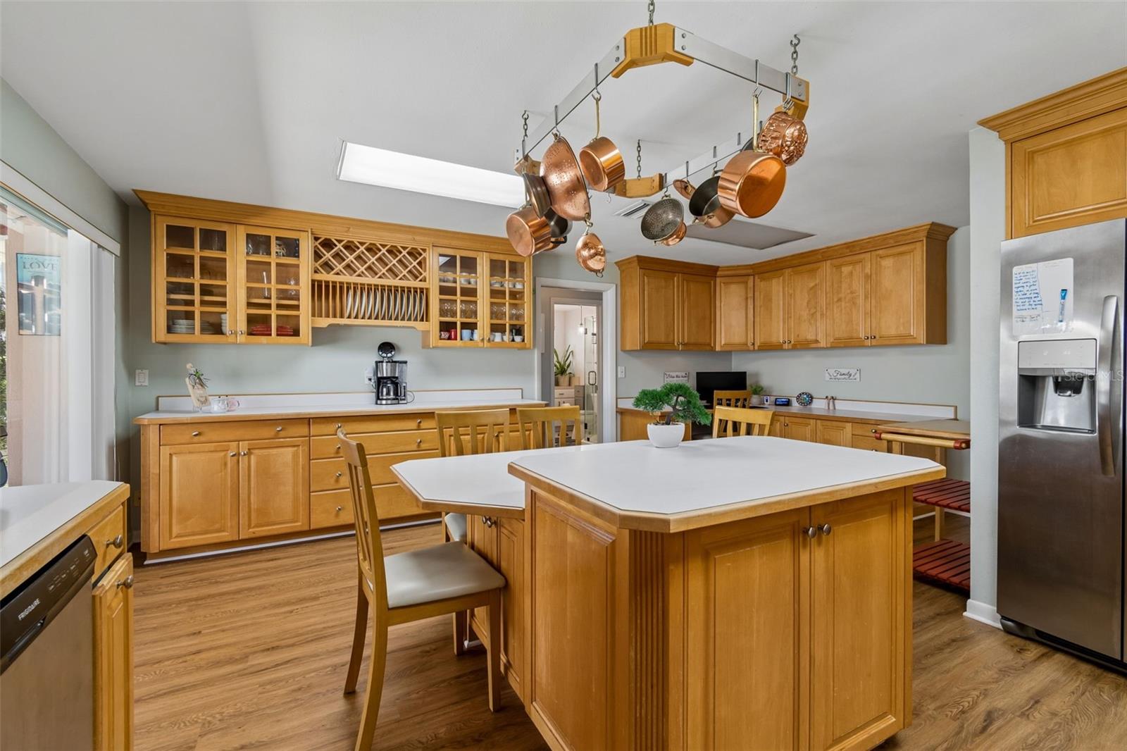 1441 AMBASSADOR DR, CLEARWATER, FL, 33764