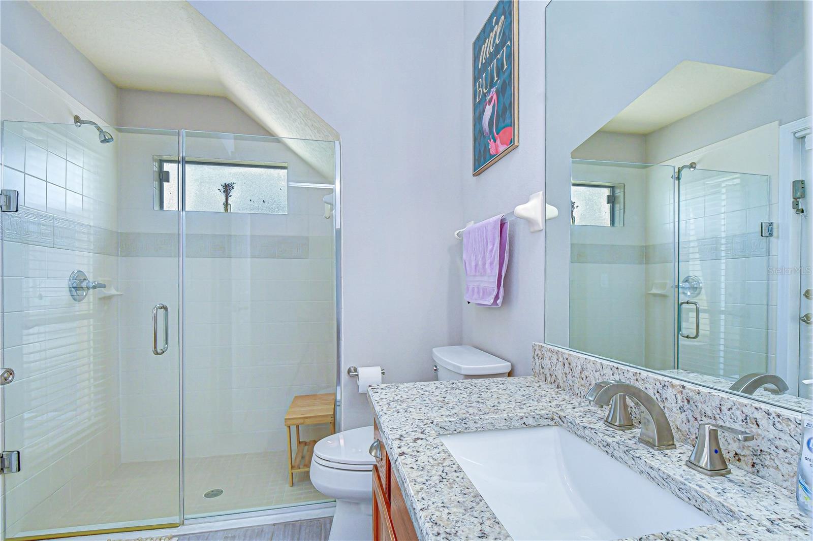 Alternate view of the full bathroom.