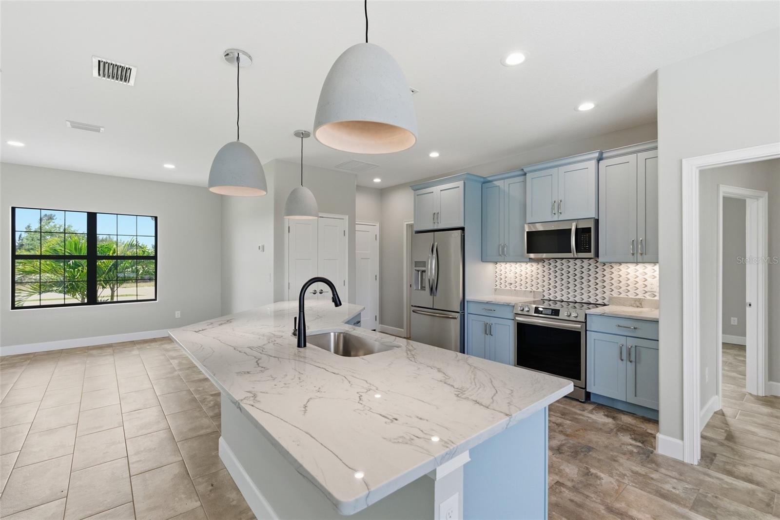 14364 APPLETON BLVD, PORT CHARLOTTE, FL, 33981