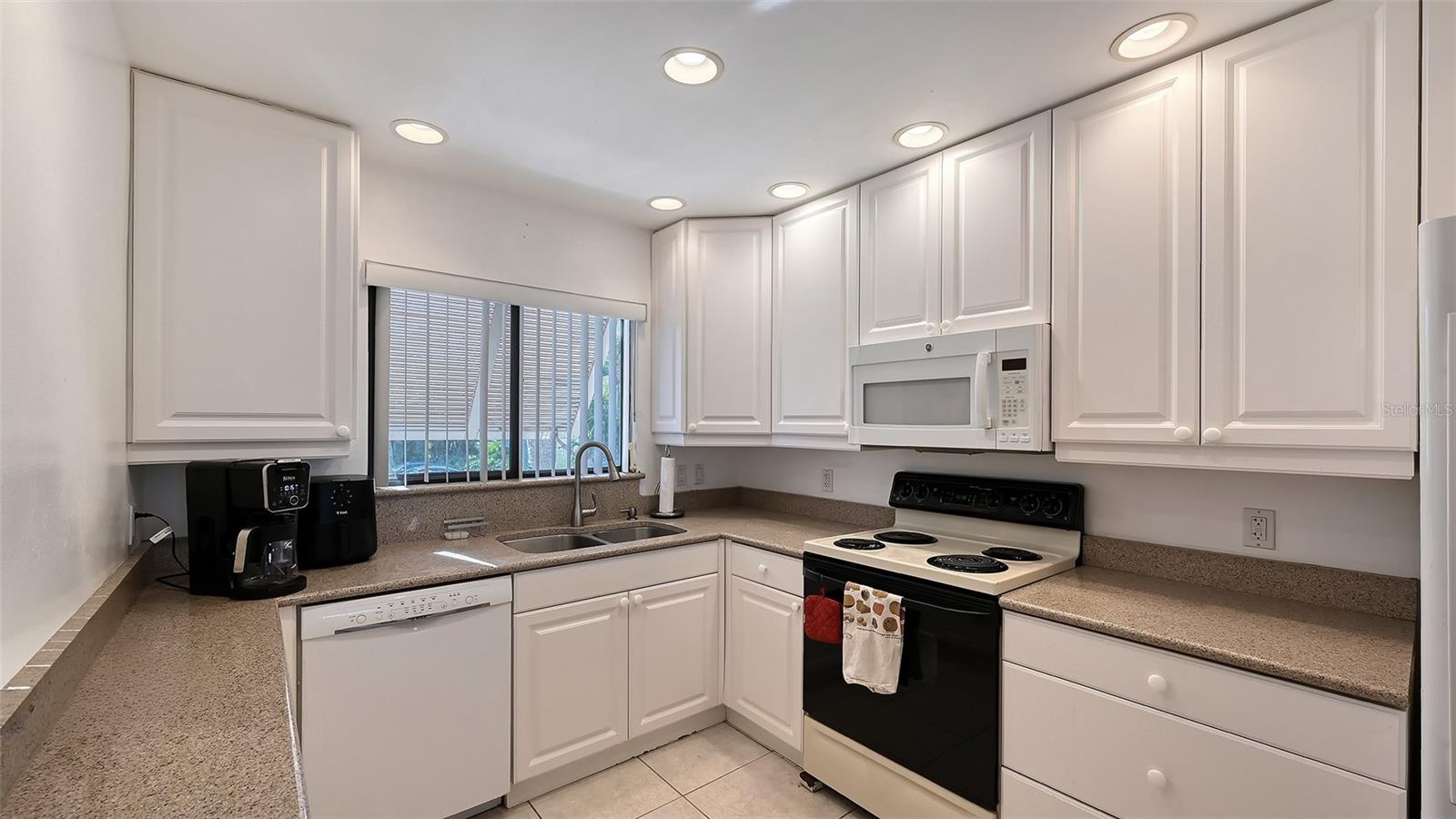 5207 WILLOW LINKS #34, SARASOTA, FL, 34235