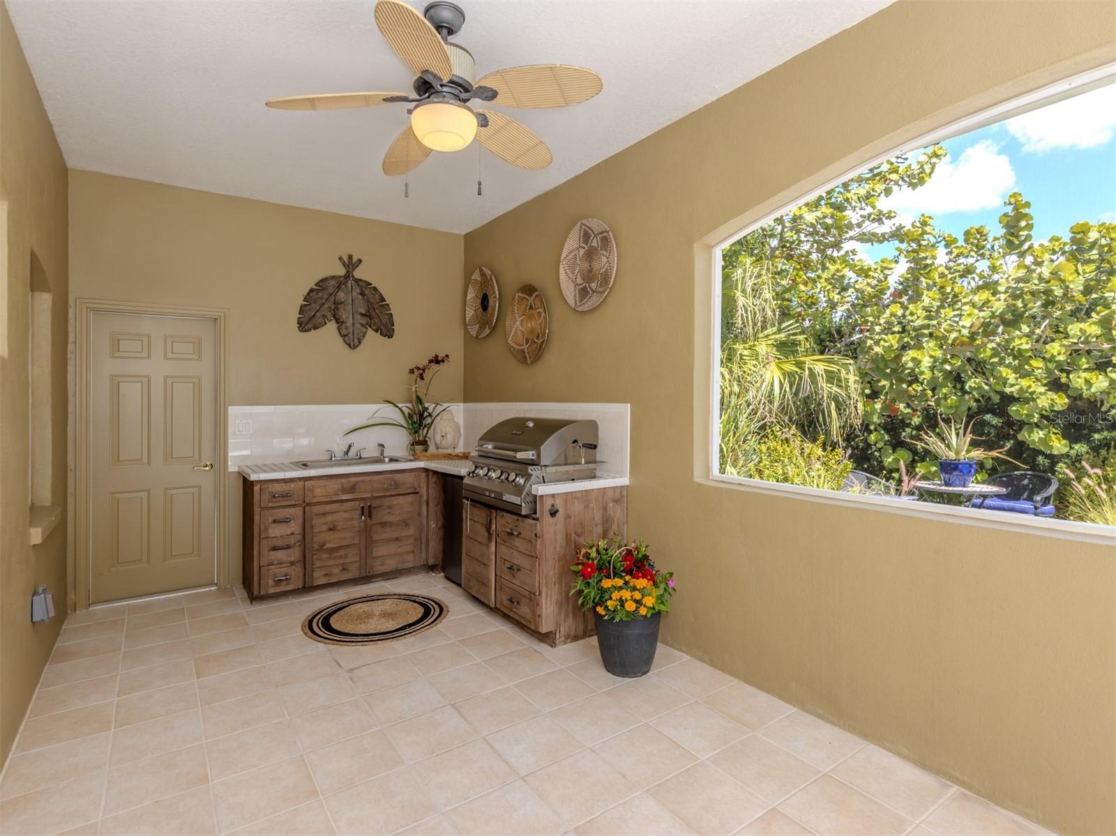 2381 SONOMA DR W, NOKOMIS, FL, 34275