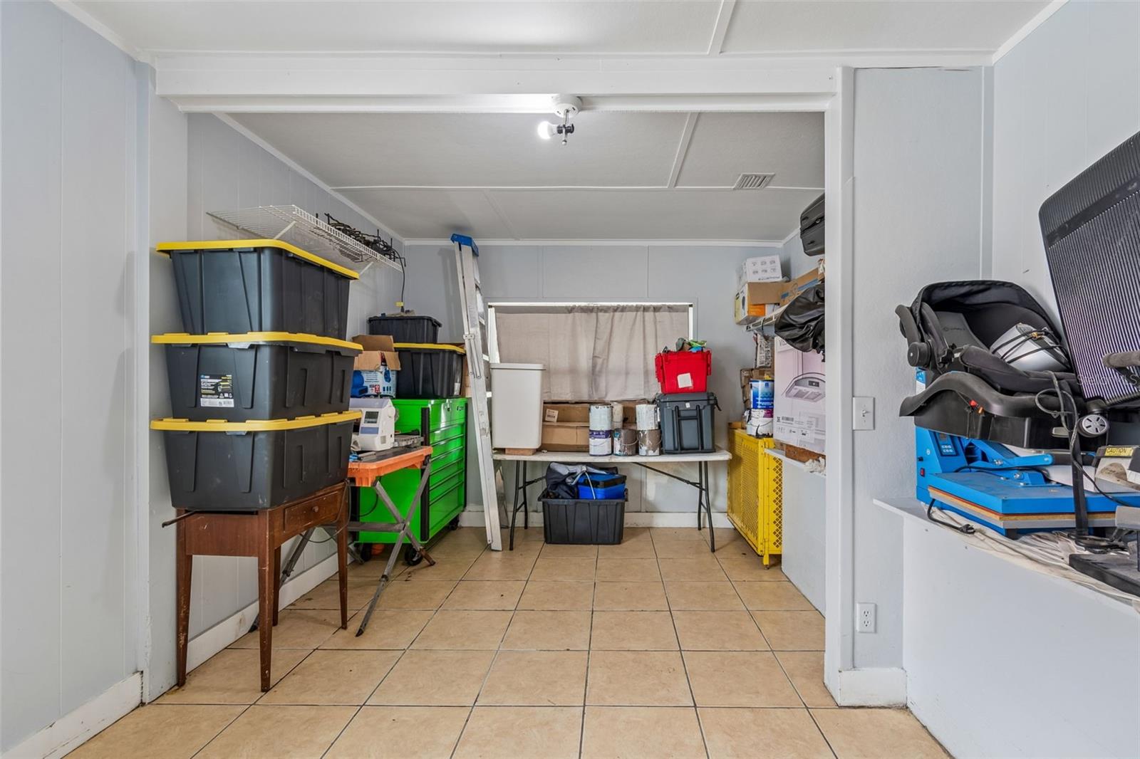 7705 JACKSON SPRINGS RD, TAMPA, FL, 33615