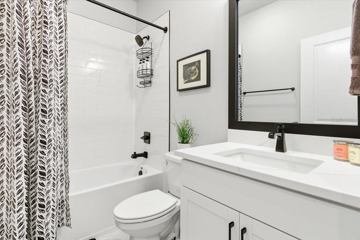 1615 SPRINGWELL LN, SARASOTA, FL, 34240