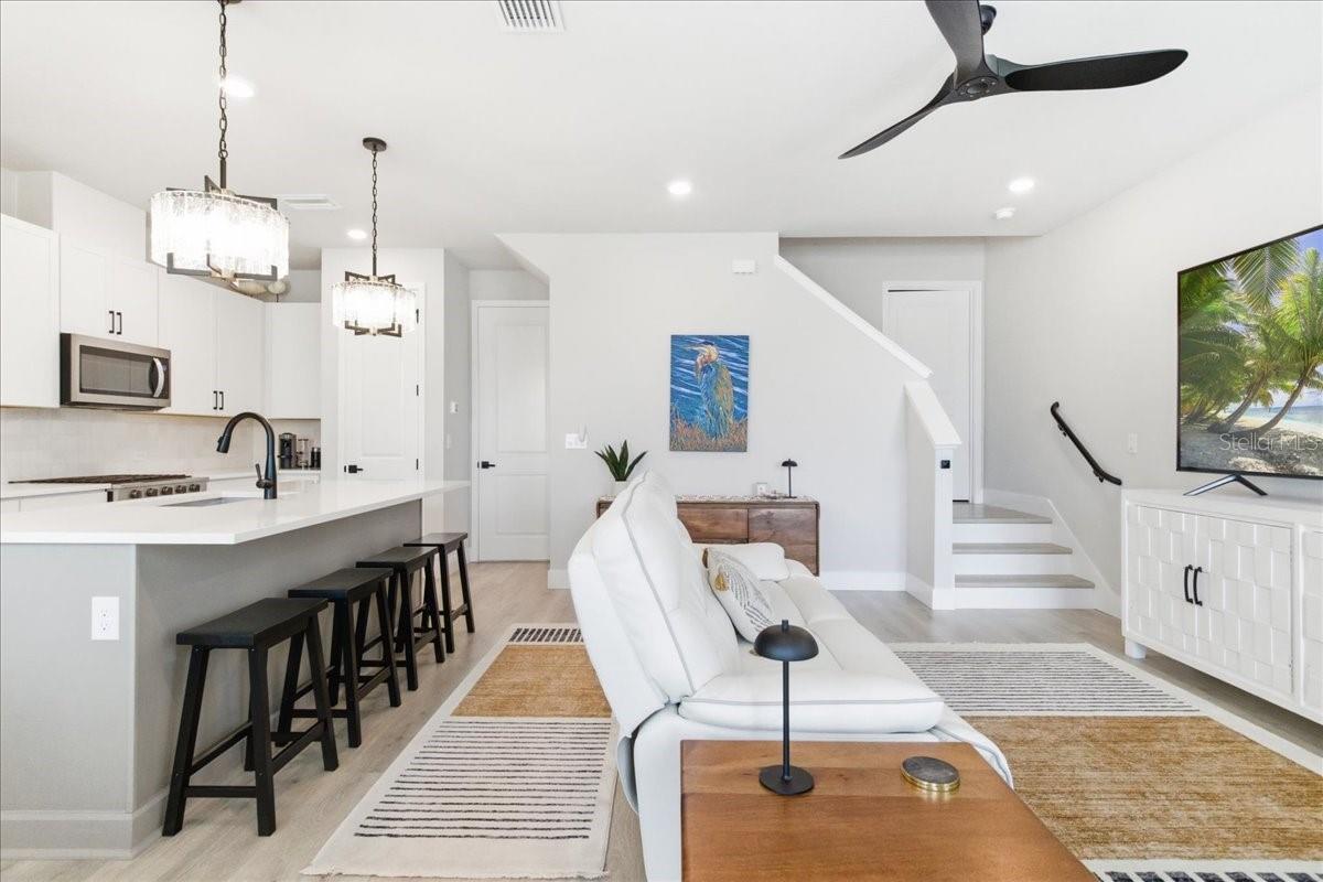 1615 SPRINGWELL LN, SARASOTA, FL, 34240