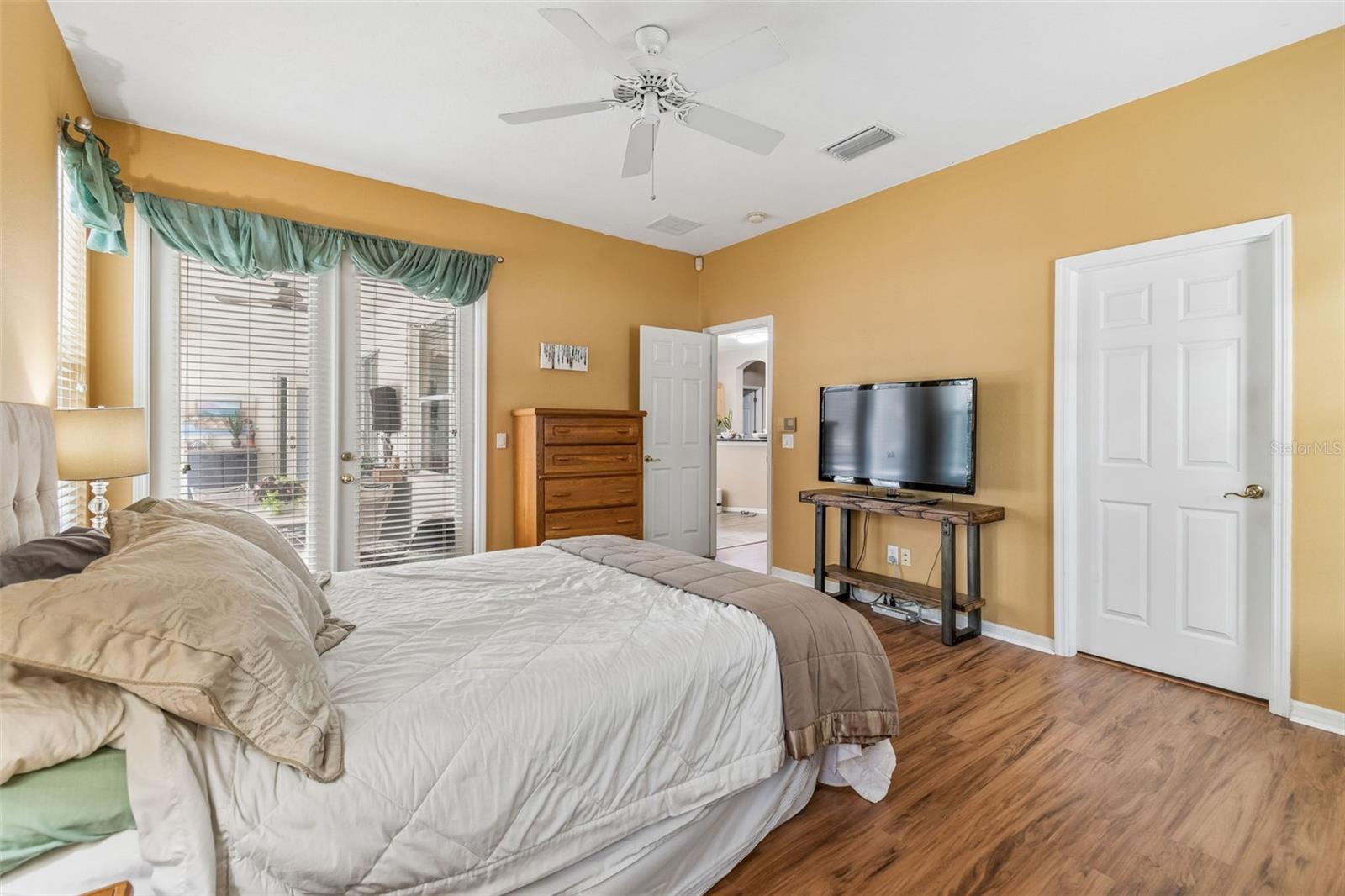 2901 RED COAT CIR, BRANDON, FL, 33511