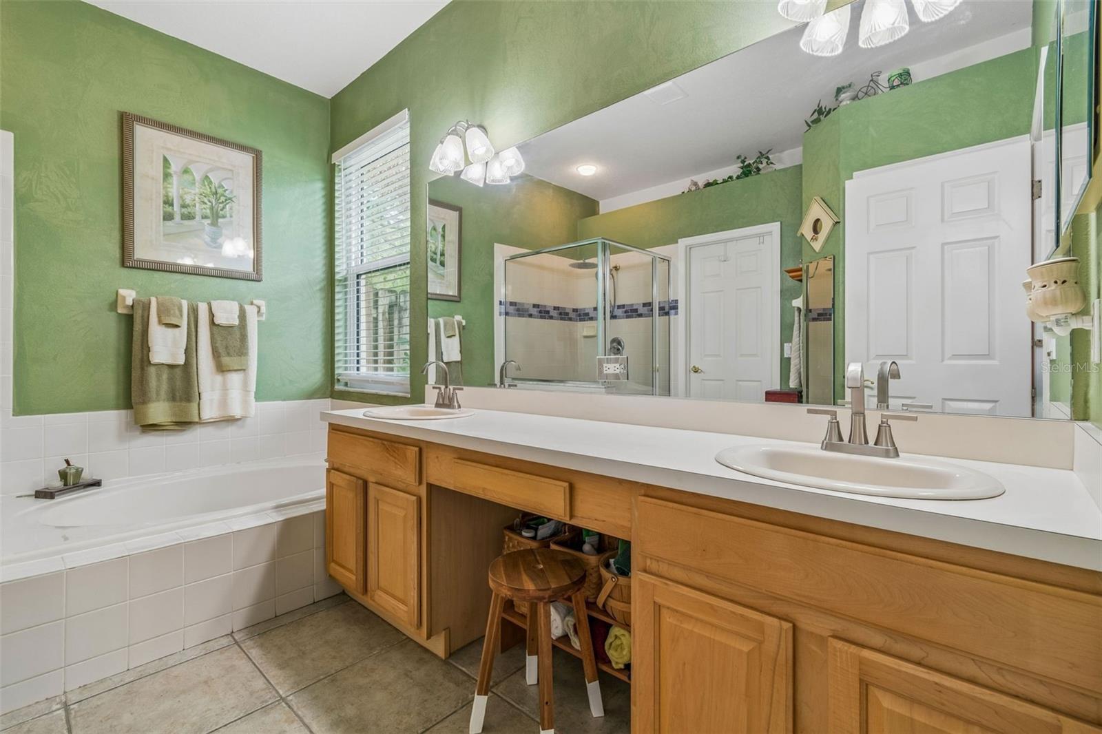 2901 RED COAT CIR, BRANDON, FL, 33511