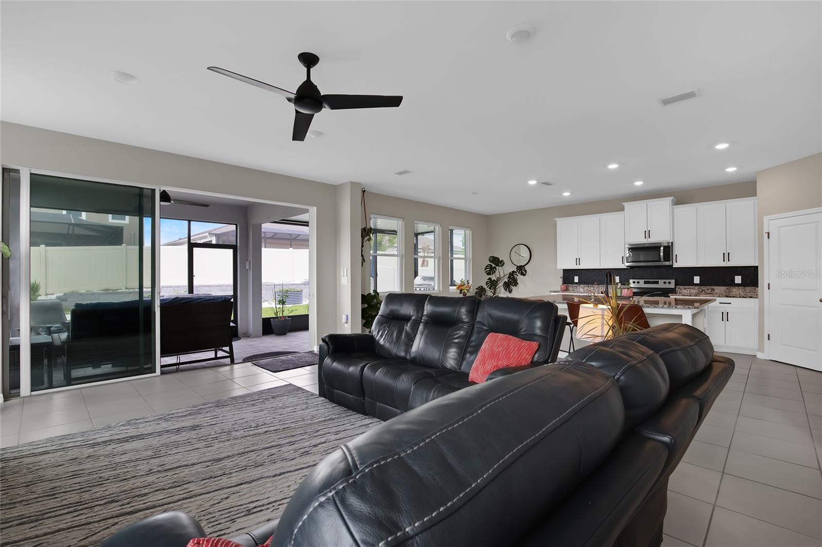 32265 CONCHSHELL SAIL ST, WESLEY CHAPEL, FL, 33545