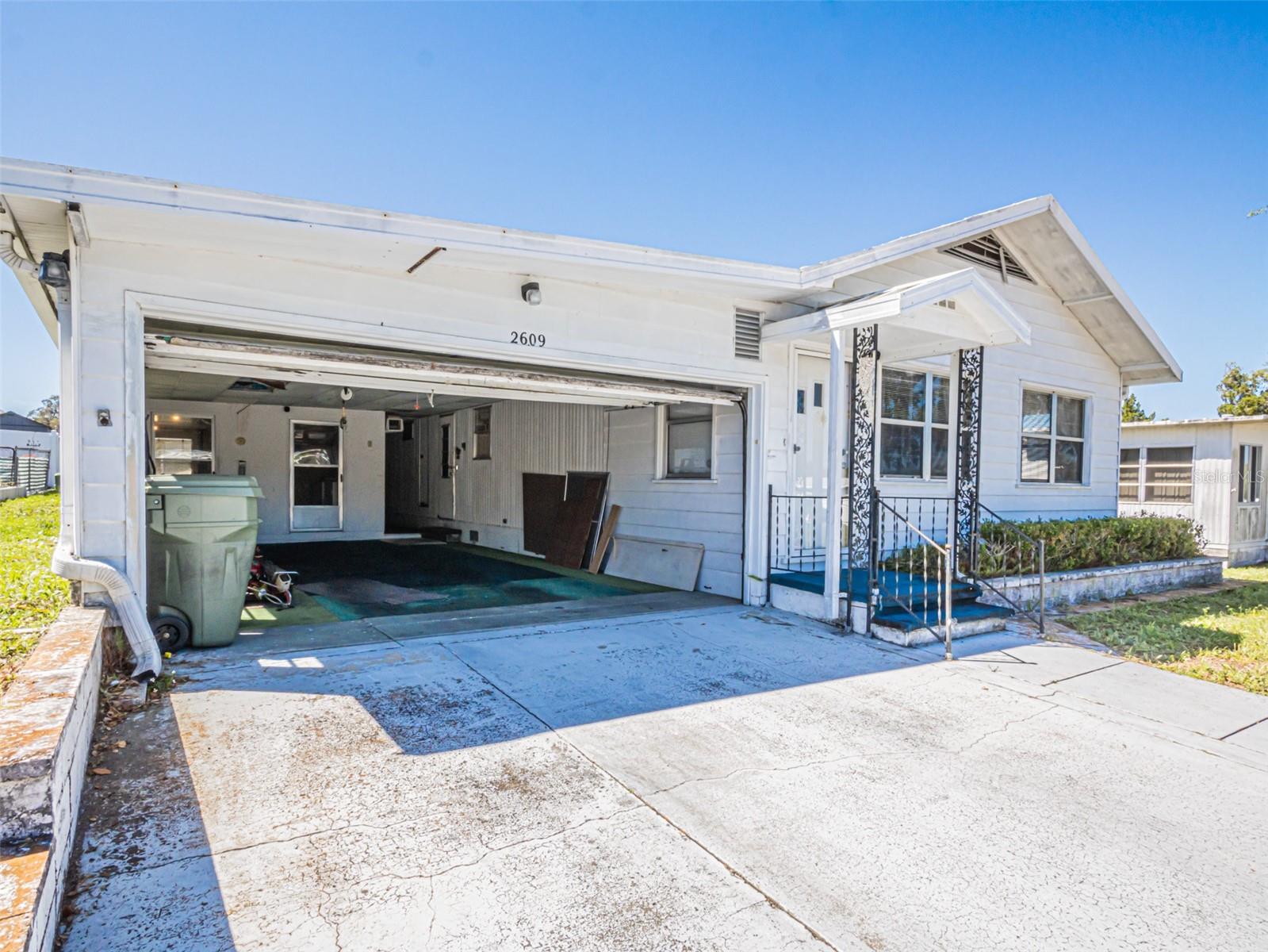 2609 HOUSTON PL, LEESBURG, FL, 34748