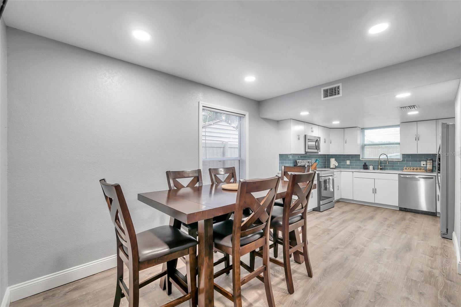 3720 3RD AVE N, ST PETERSBURG, FL, 33713