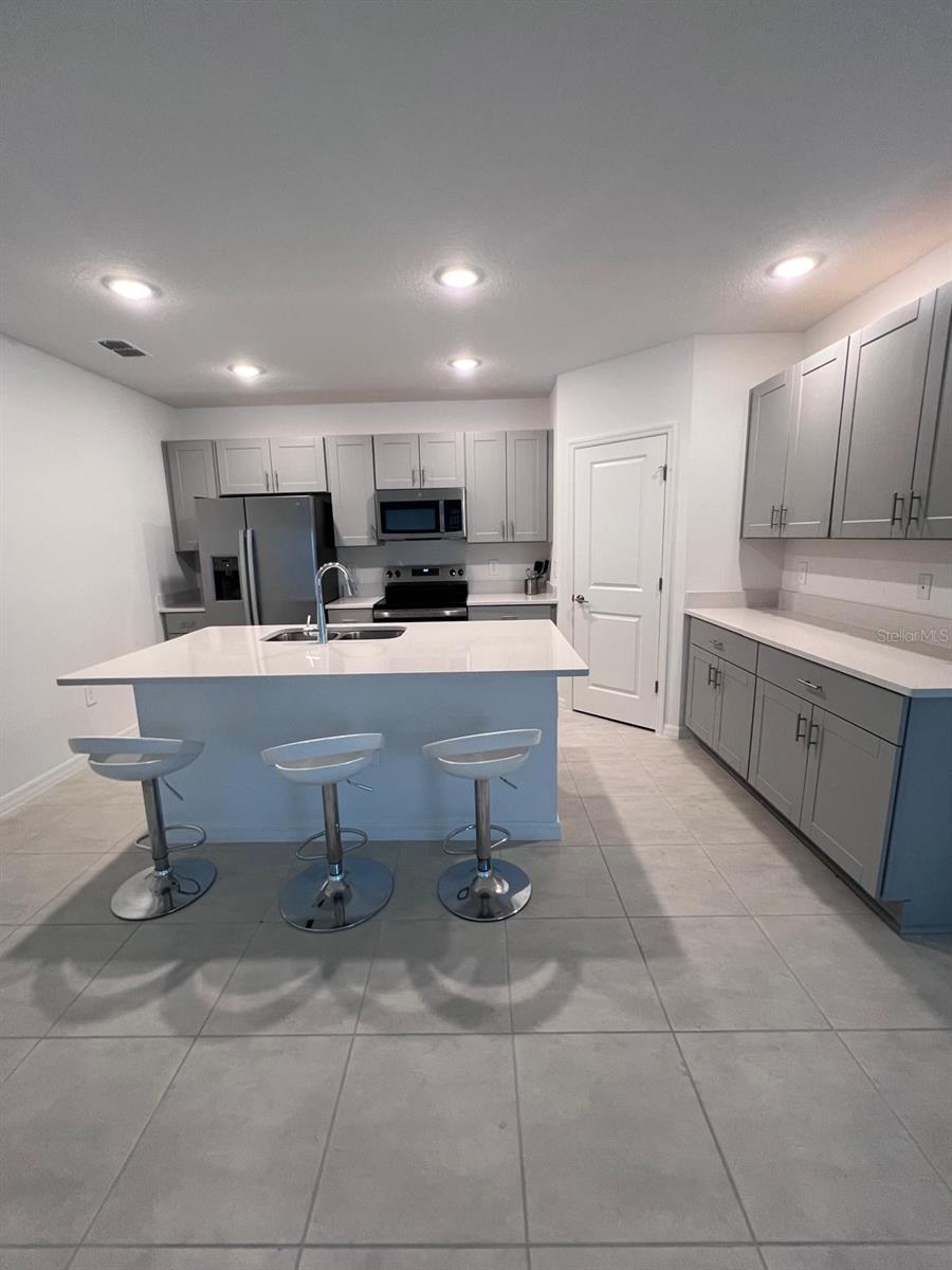 424 WAYLAND DR, HAINES CITY, FL, 33844