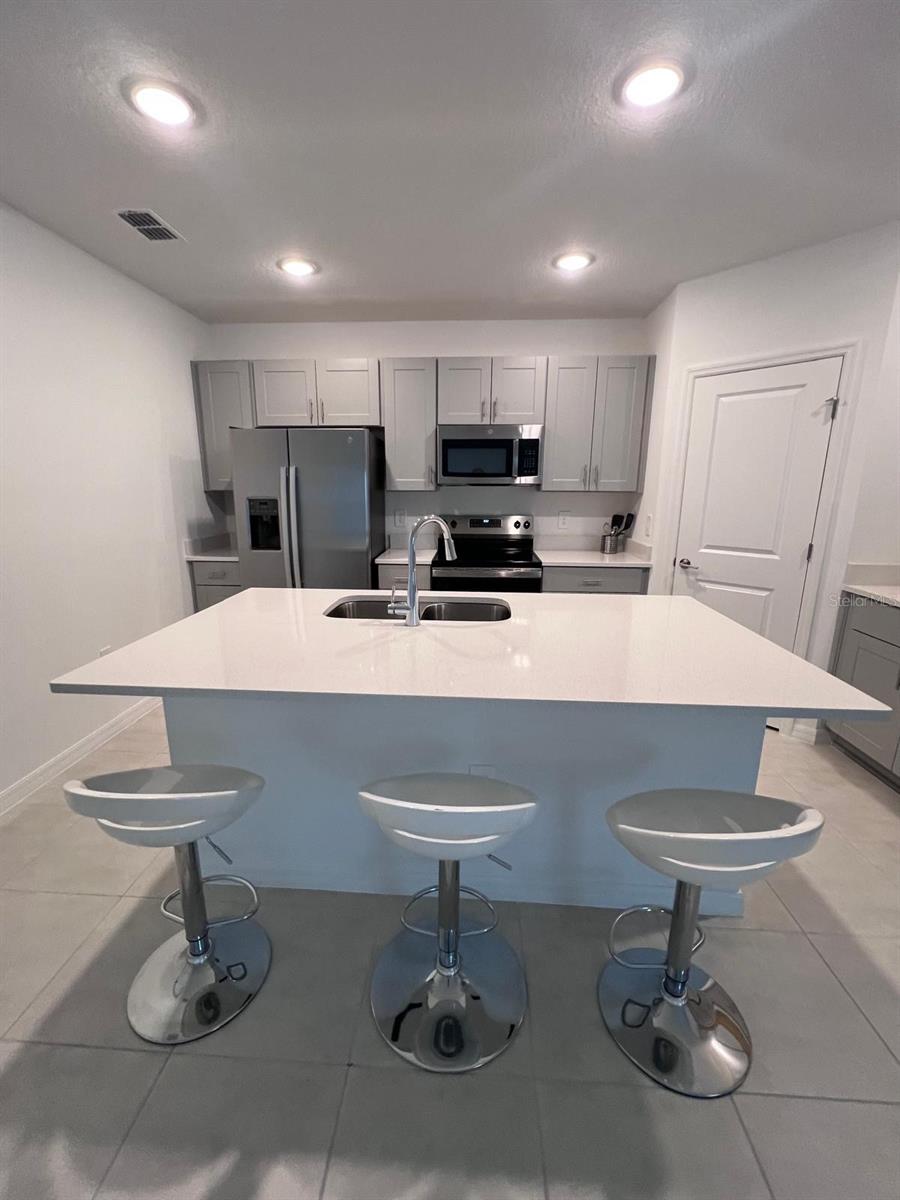 424 WAYLAND DR, HAINES CITY, FL, 33844