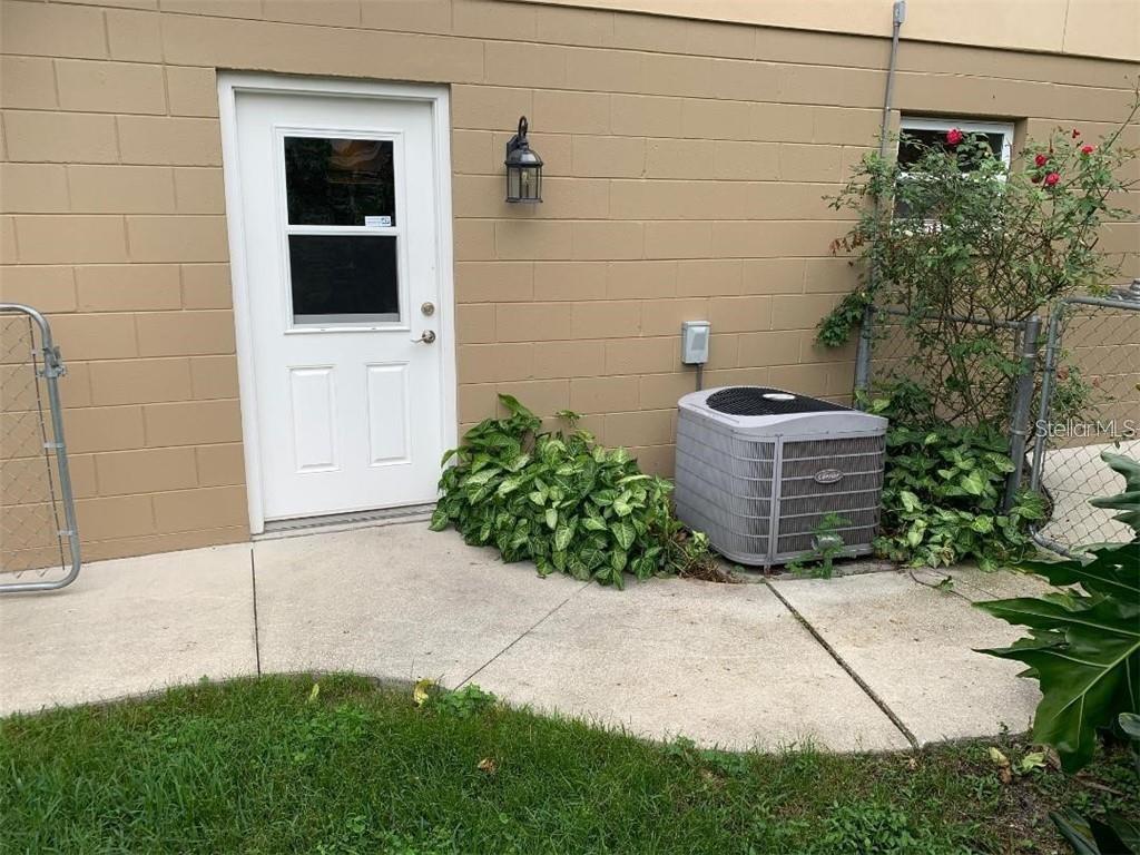 270 E LAKE AVE, LONGWOOD, FL, 32750