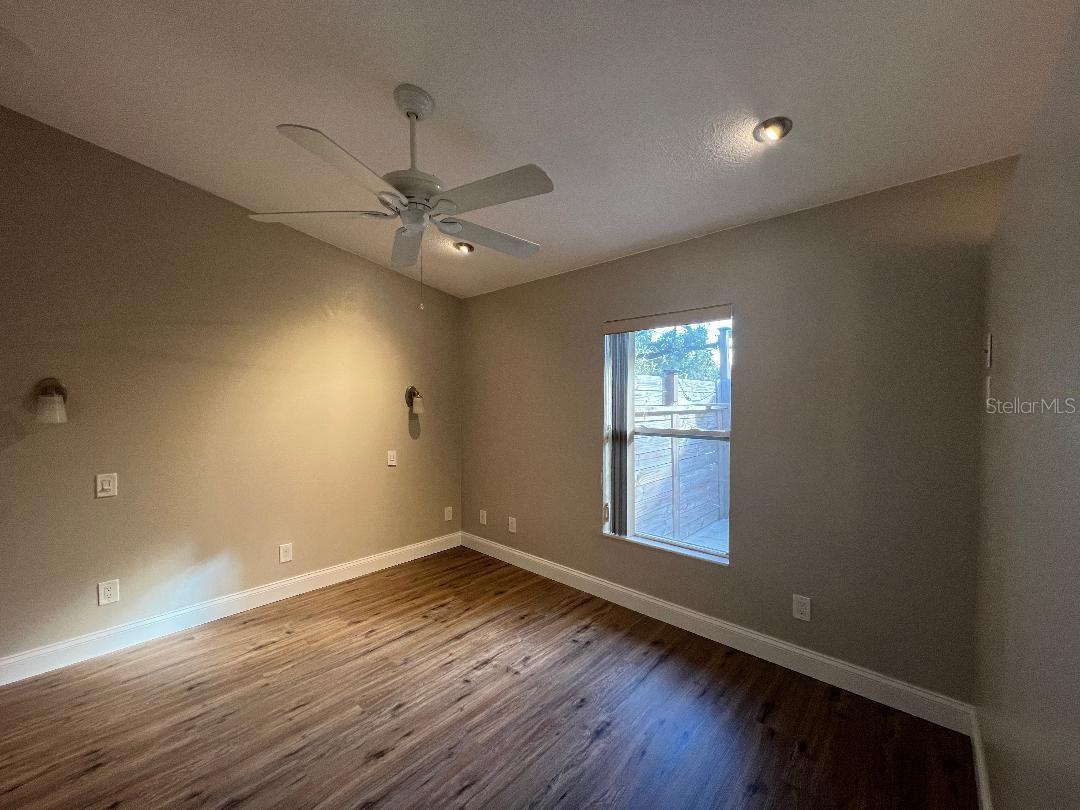 270 E LAKE AVE, LONGWOOD, FL, 32750