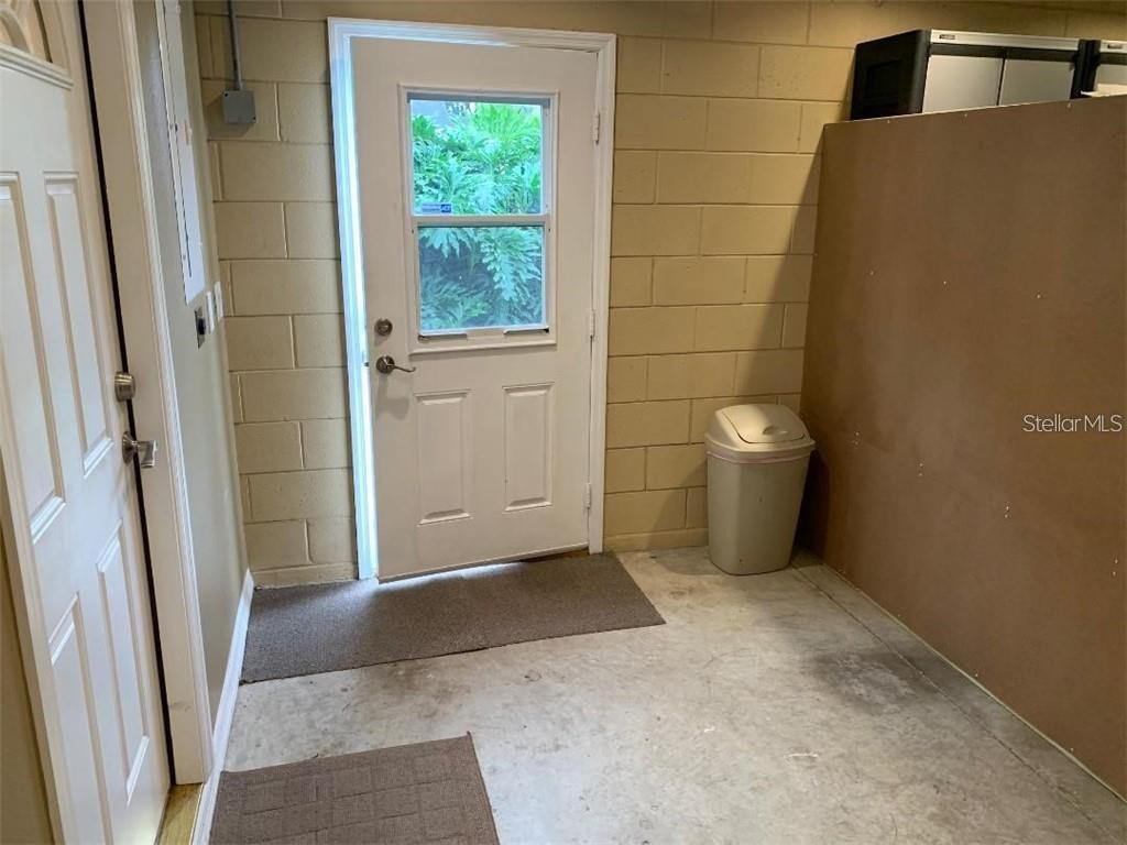 270 E LAKE AVE, LONGWOOD, FL, 32750