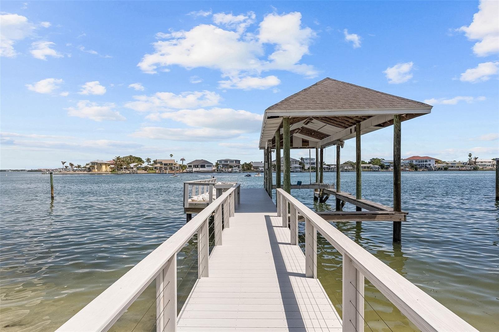 845 BAY ESPLANADE, CLEARWATER BEACH, FL, 33767