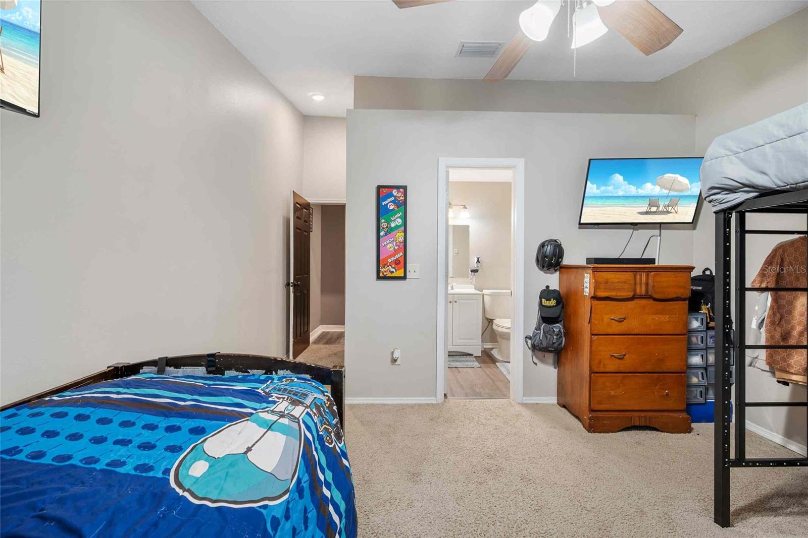 3350 FOX HUNT DR, PALM HARBOR, FL, 34683