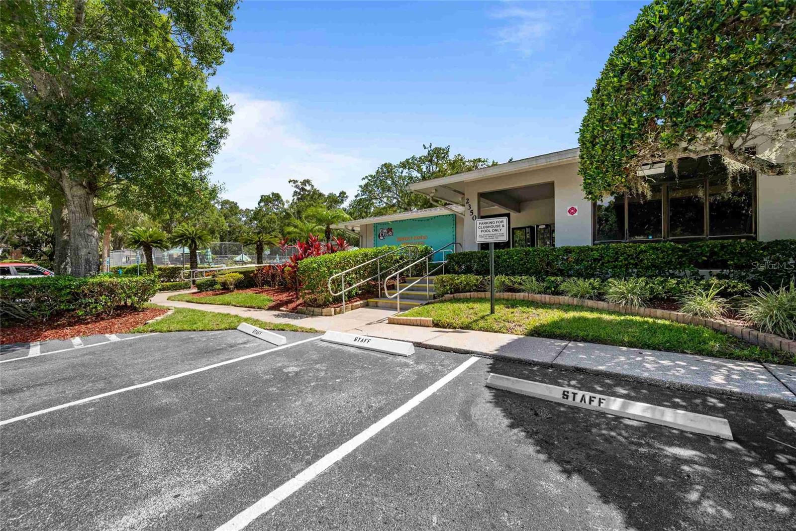 3350 FOX HUNT DR, PALM HARBOR, FL, 34683