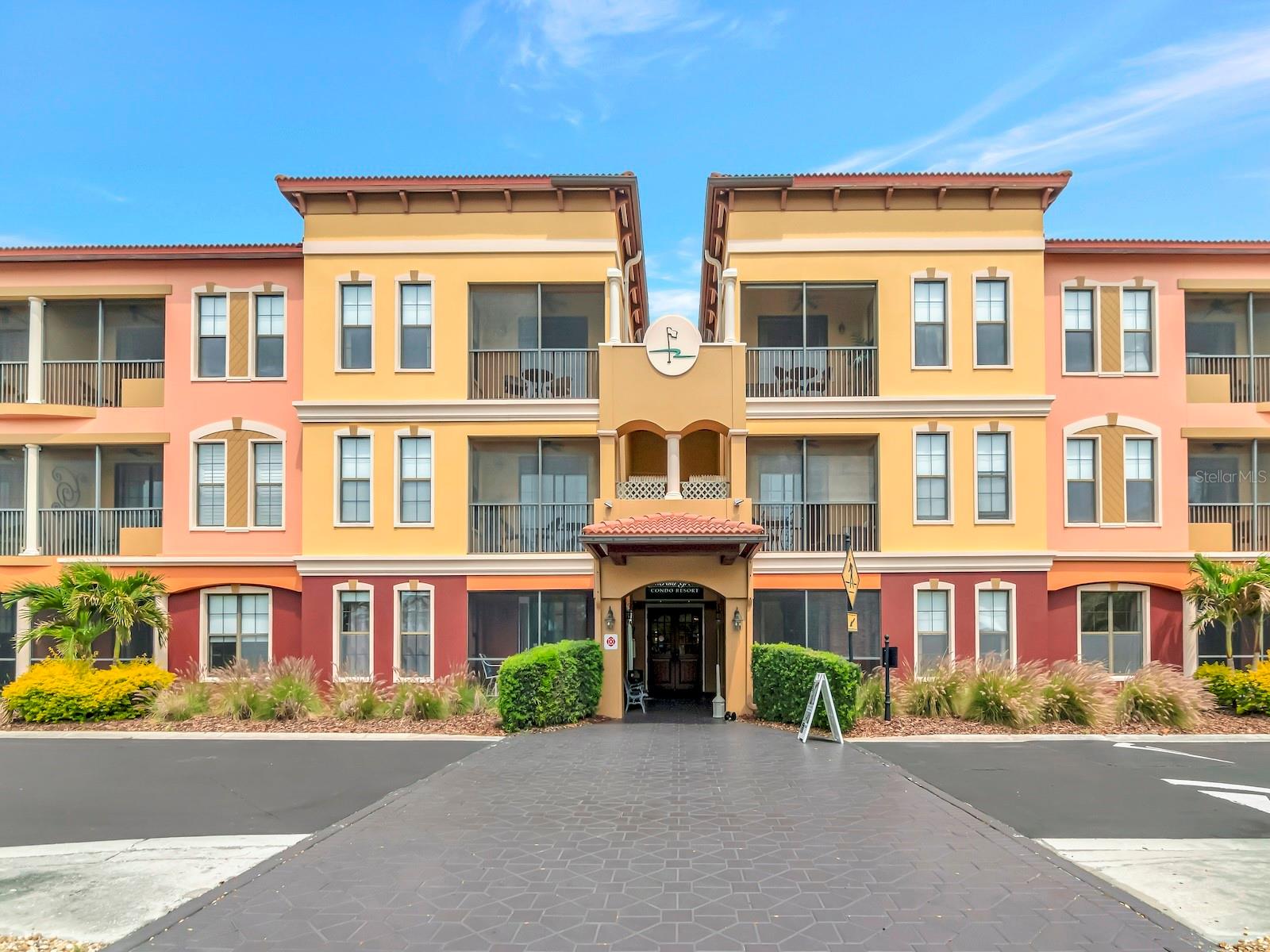 13941 CLUBHOUSE DR #105, TAMPA, FL, 33618