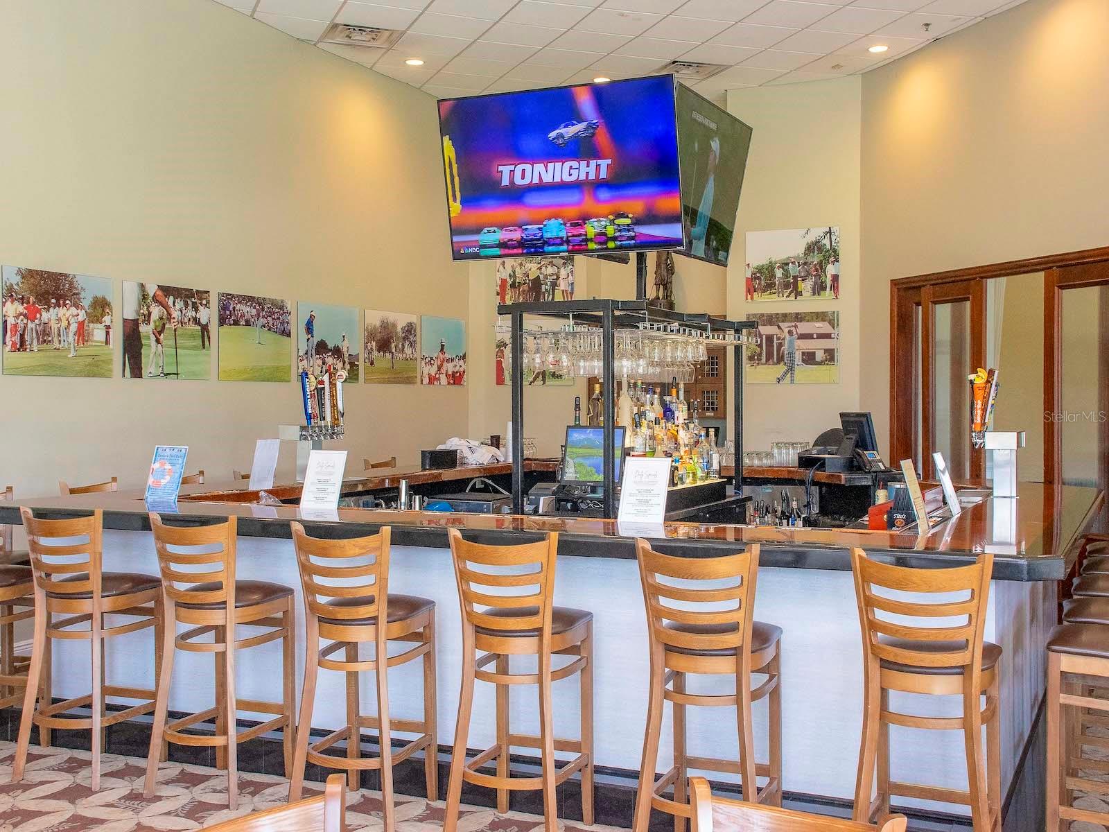 13941 CLUBHOUSE DR #105, TAMPA, FL, 33618