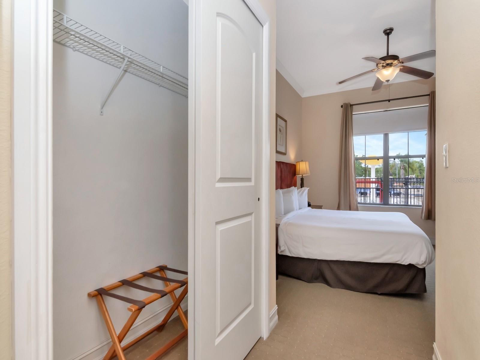 13941 CLUBHOUSE DR #105, TAMPA, FL, 33618