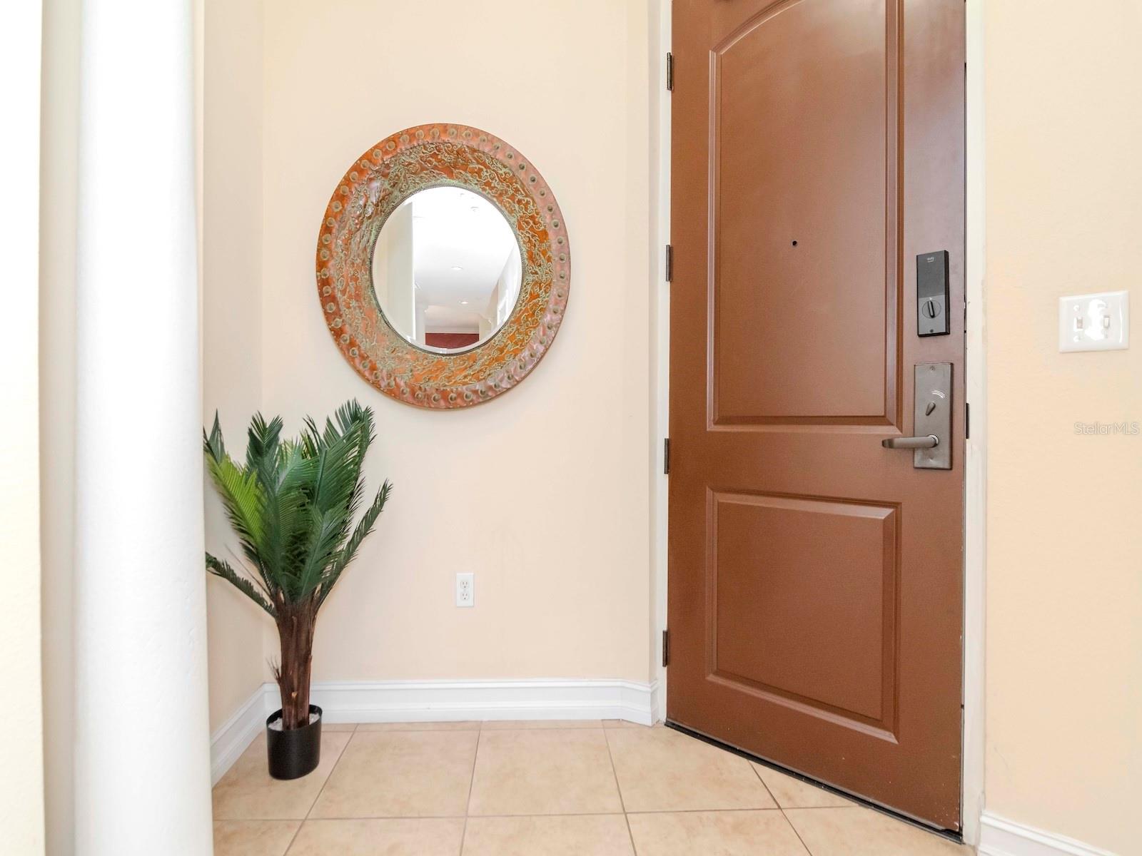 13941 CLUBHOUSE DR #105, TAMPA, FL, 33618