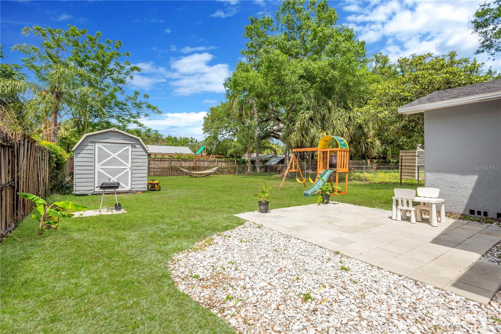 1910 E HENRY AVE, TAMPA, FL, 33610