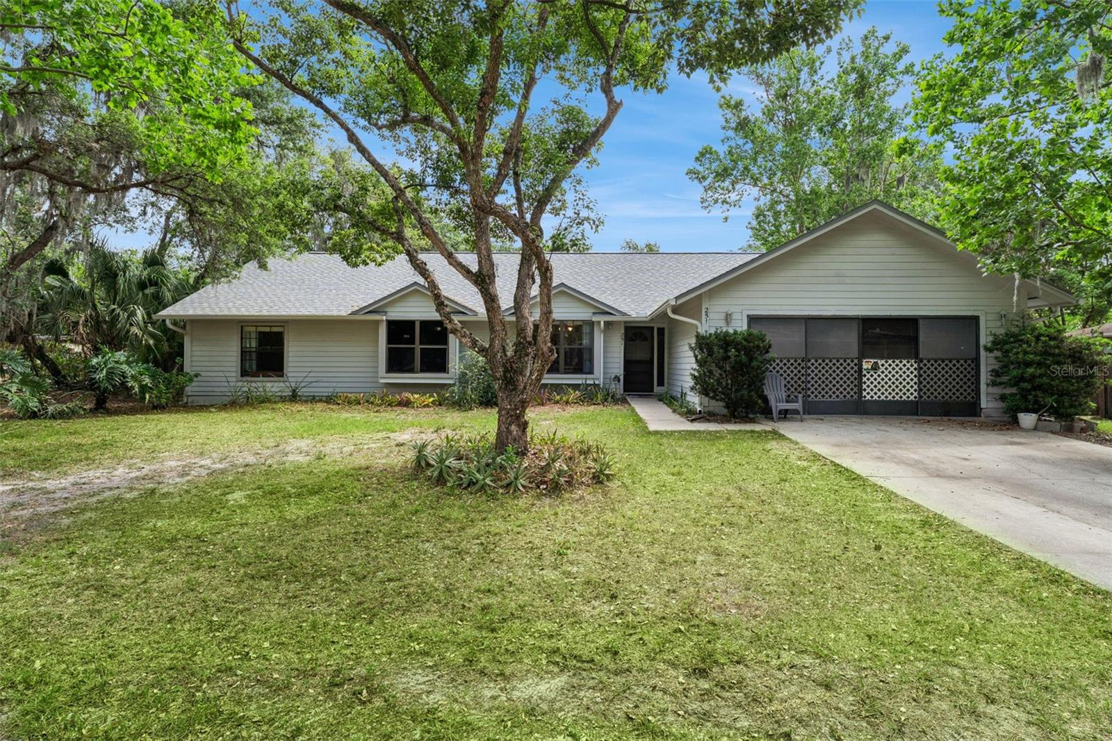 251 AVENUE E, CHULUOTA, FL, 32766