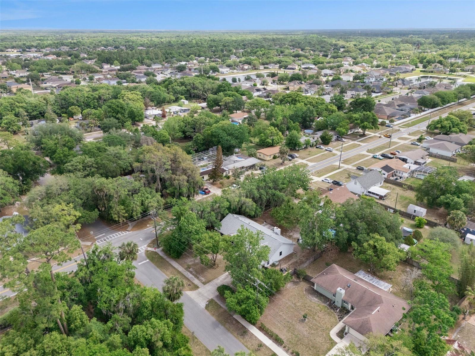 251 AVENUE E, CHULUOTA, FL, 32766