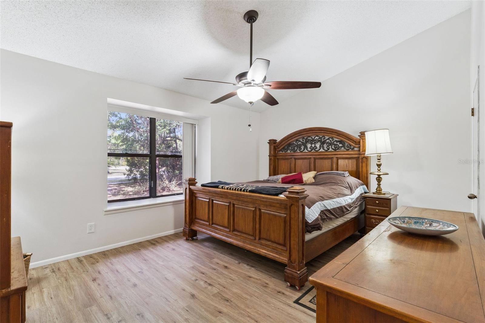 251 AVENUE E, CHULUOTA, FL, 32766