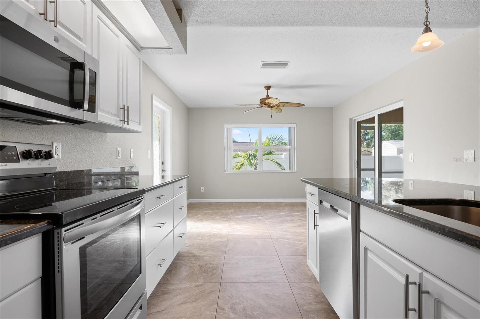 816 BEVERLY RD #64, VENICE, FL, 34293