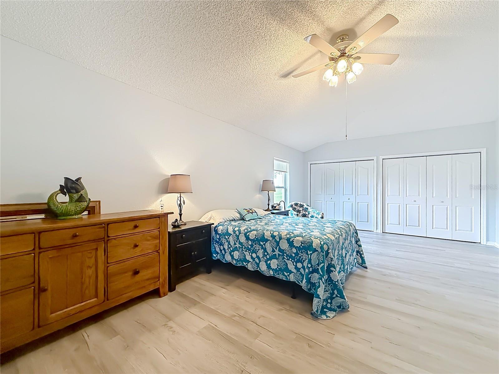 1738 AUGUSTINE DR, THE VILLAGES, FL, 32159