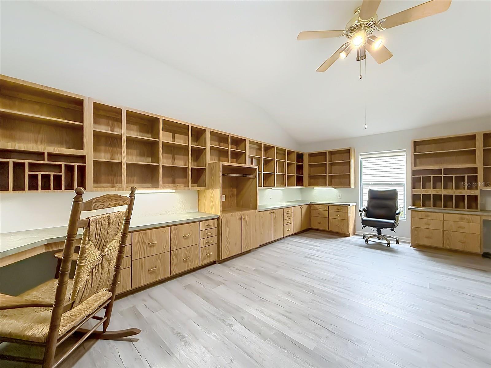 1738 AUGUSTINE DR, THE VILLAGES, FL, 32159