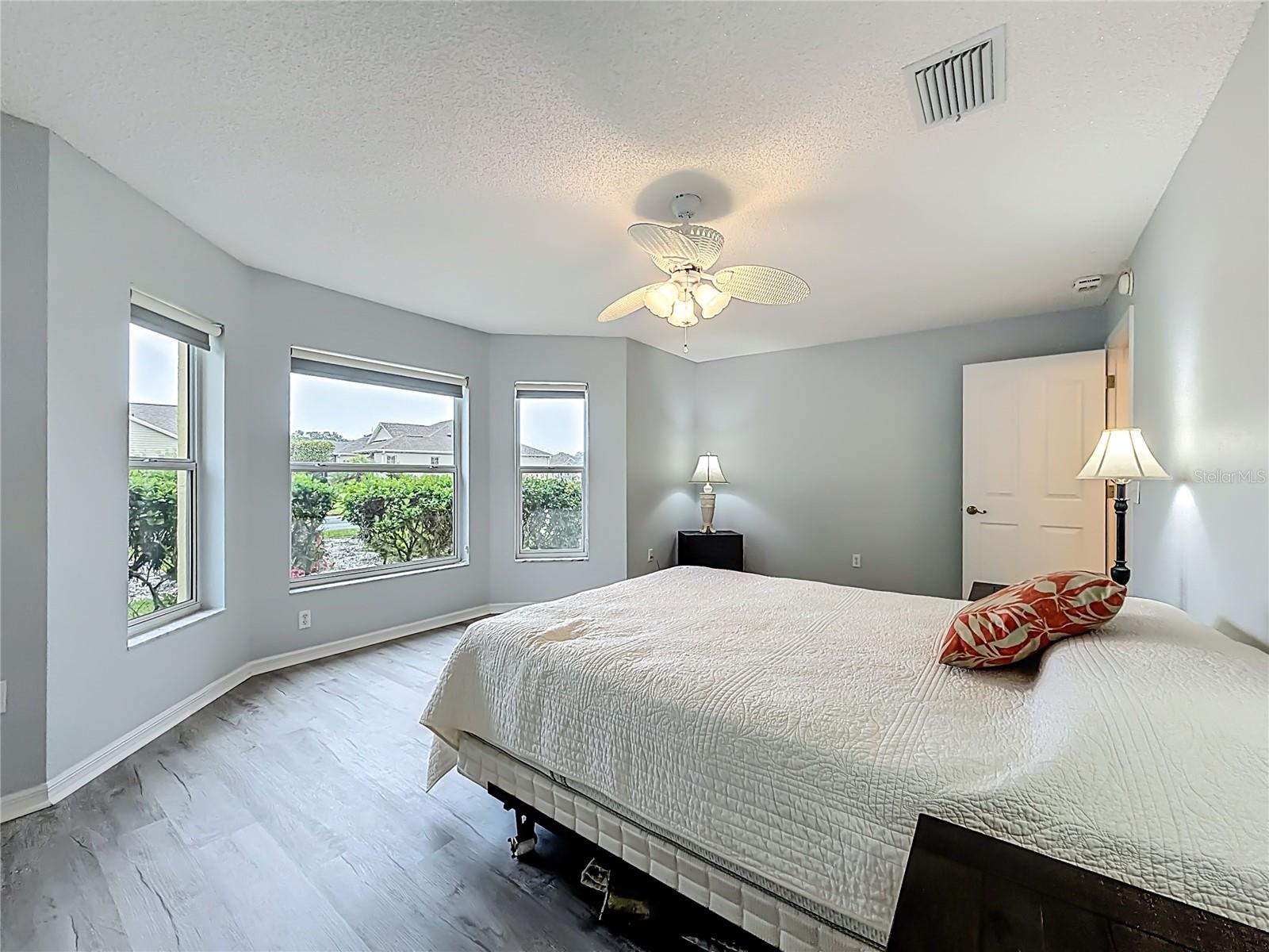 1738 AUGUSTINE DR, THE VILLAGES, FL, 32159