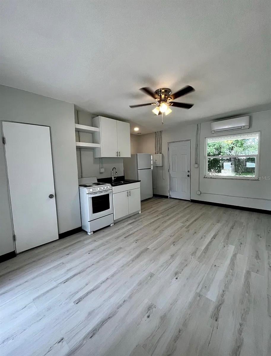 707 ROSERY RD NW #2, LARGO, FL, 33770