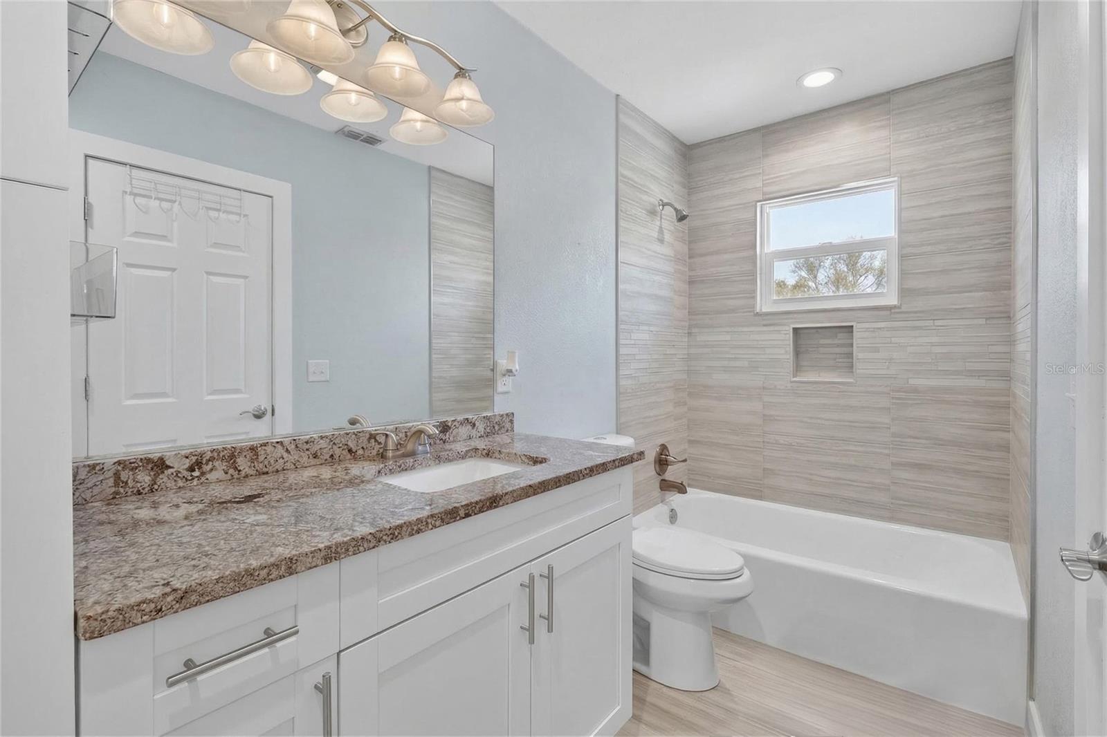 1041 S DAKOTA AVE, LAKELAND, FL, 33803