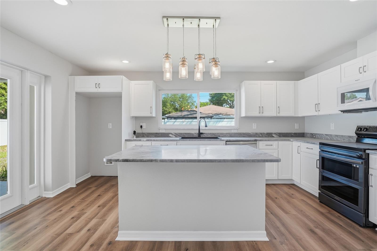 3909 W CARMEN ST, TAMPA, FL, 33609