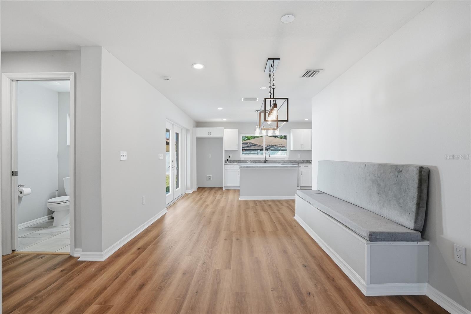 3909 W CARMEN ST, TAMPA, FL, 33609