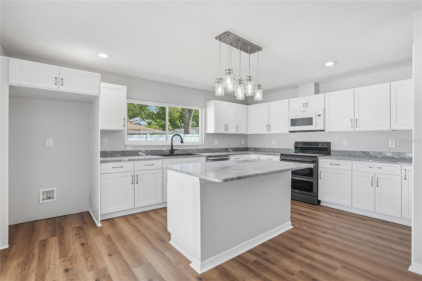 3909 W CARMEN ST, TAMPA, FL, 33609