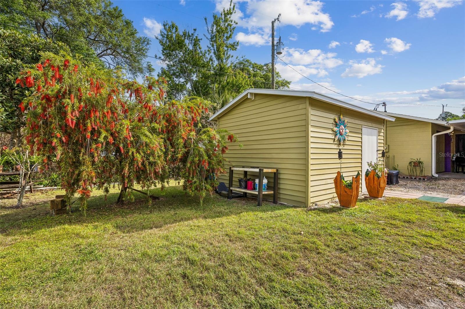 110 SHAFFER AVE, CRESCENT CITY, FL, 32112