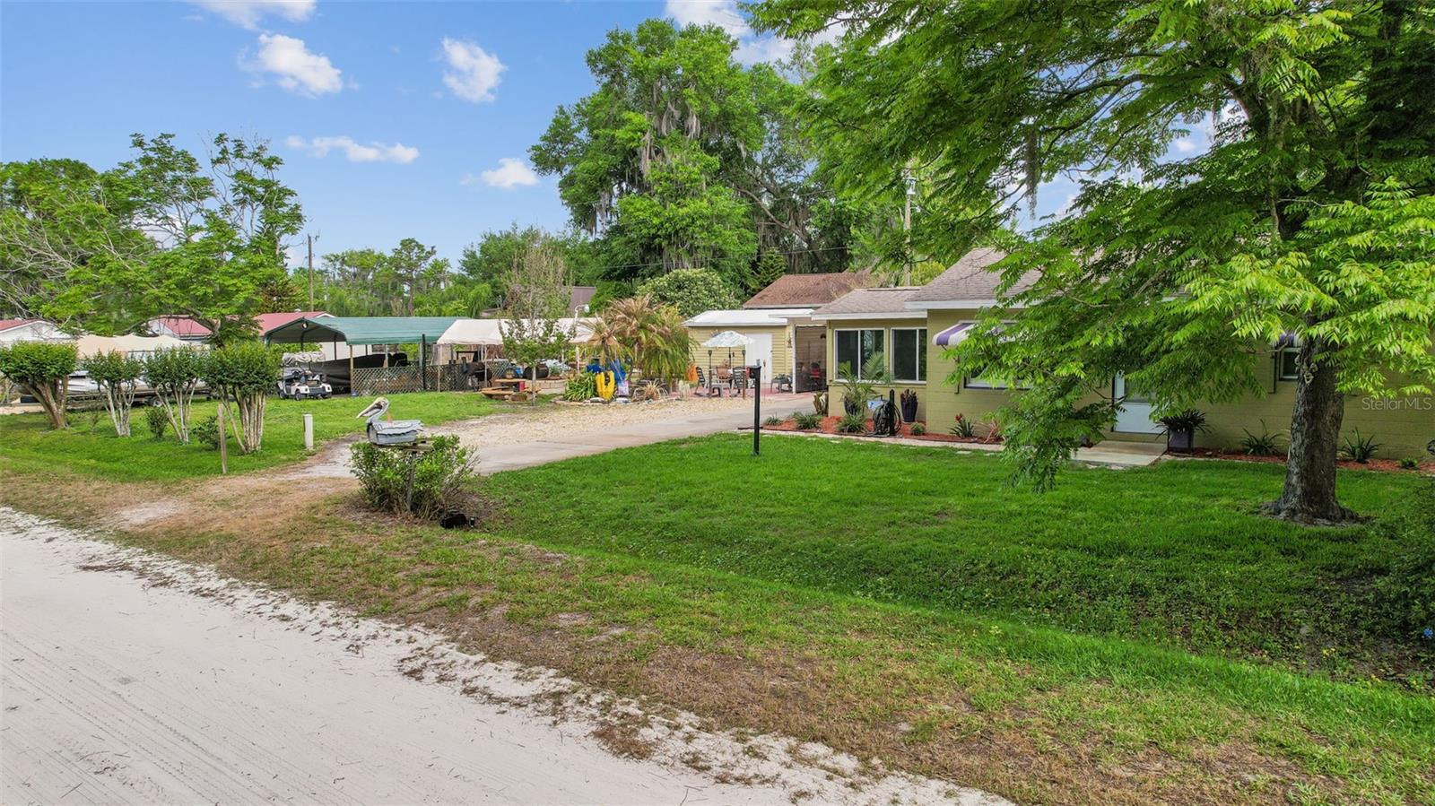 110 SHAFFER AVE, CRESCENT CITY, FL, 32112