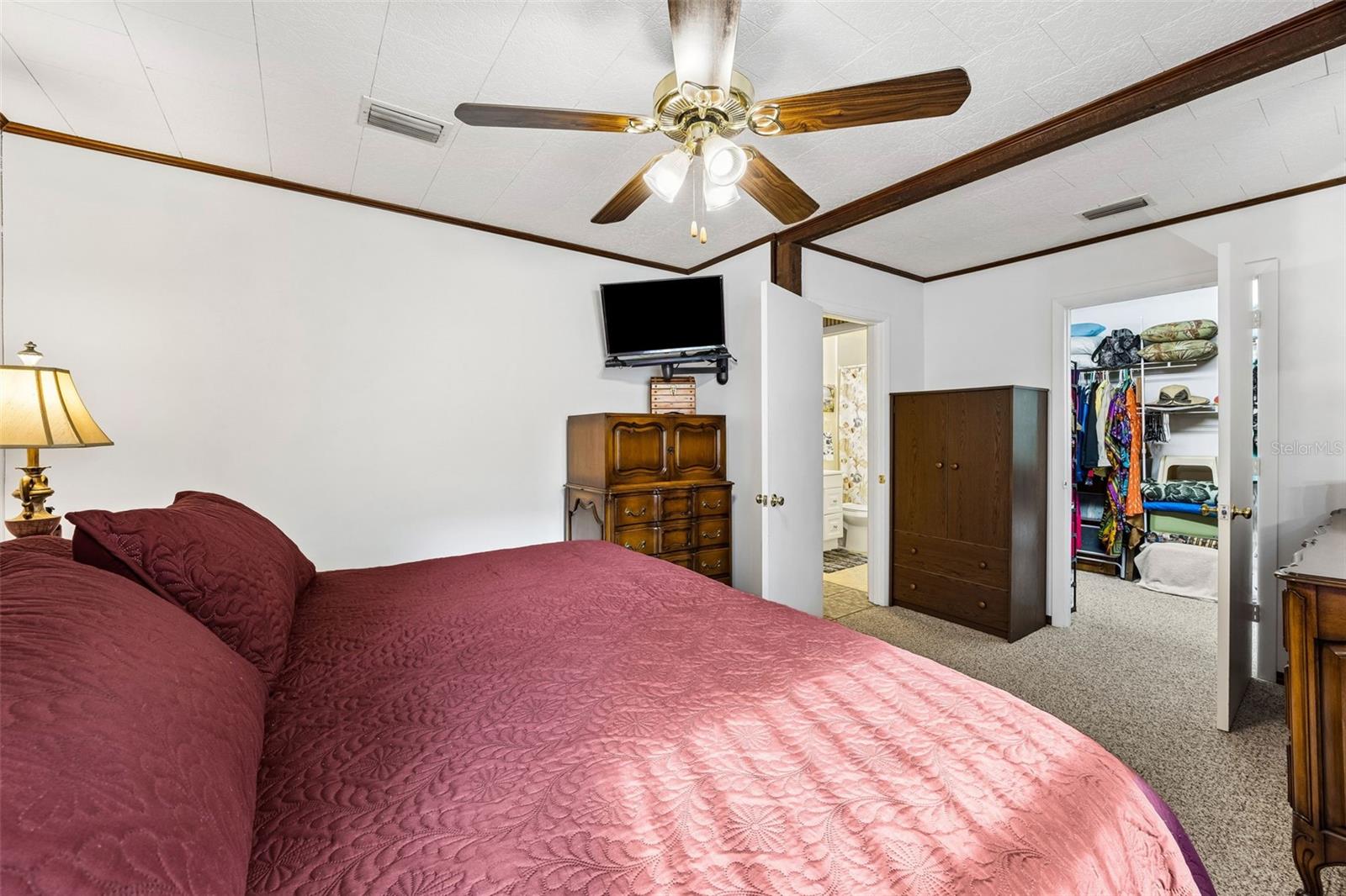 110 SHAFFER AVE, CRESCENT CITY, FL, 32112