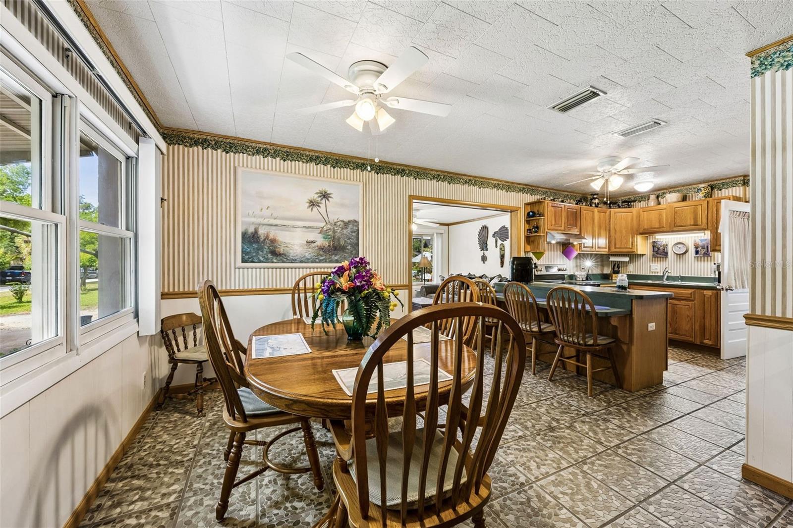110 SHAFFER AVE, CRESCENT CITY, FL, 32112