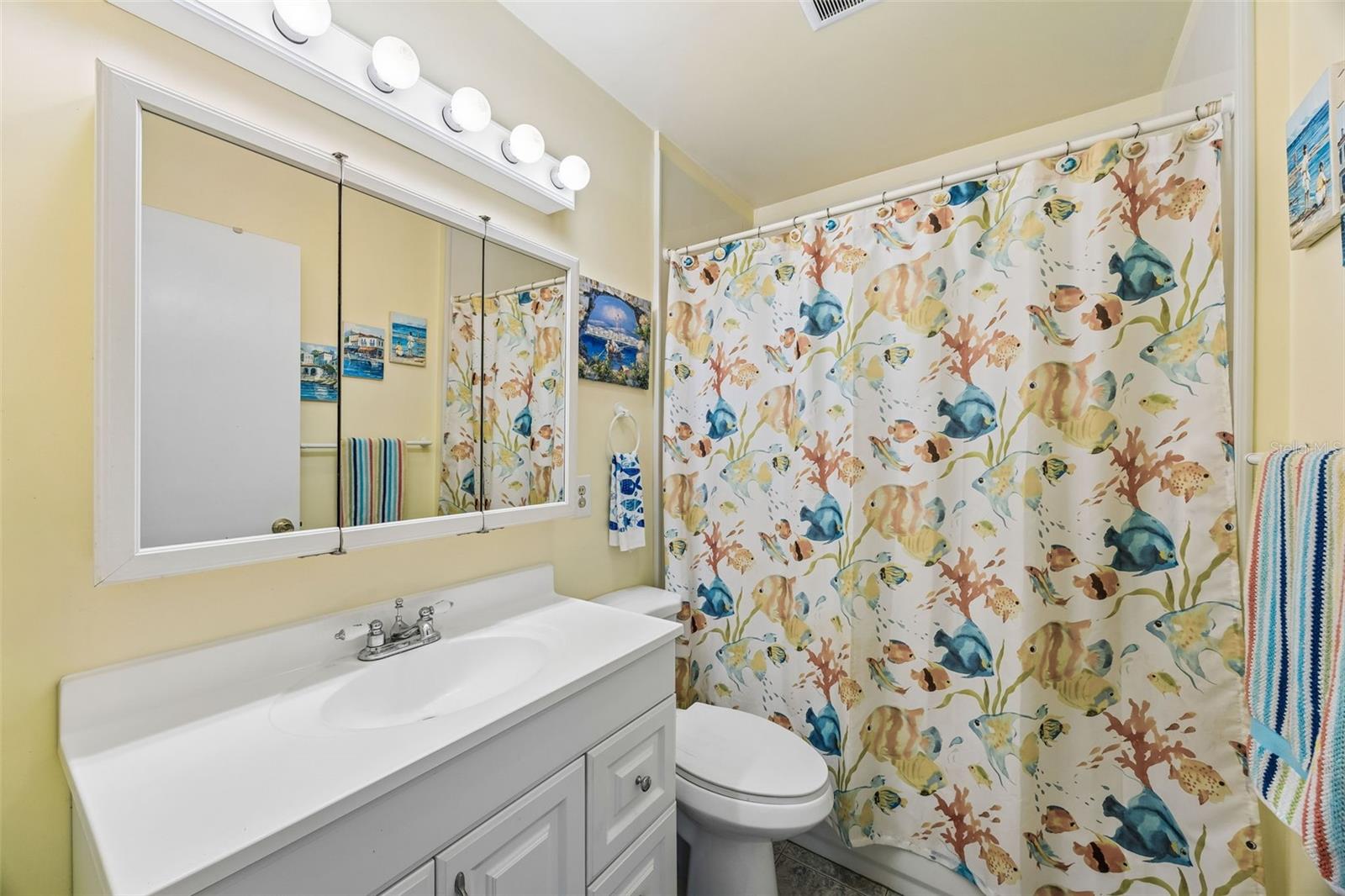 110 SHAFFER AVE, CRESCENT CITY, FL, 32112